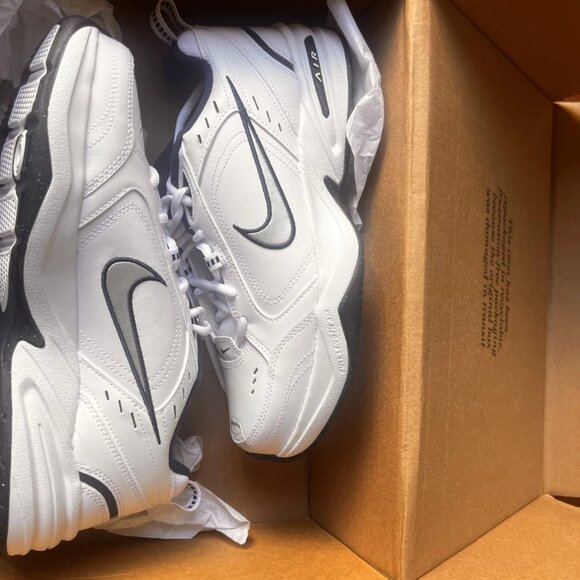 Mens Nike Air Monarch IV 415445-102 White Casual Shoes Sneakers Size 11 NWOB main image 4